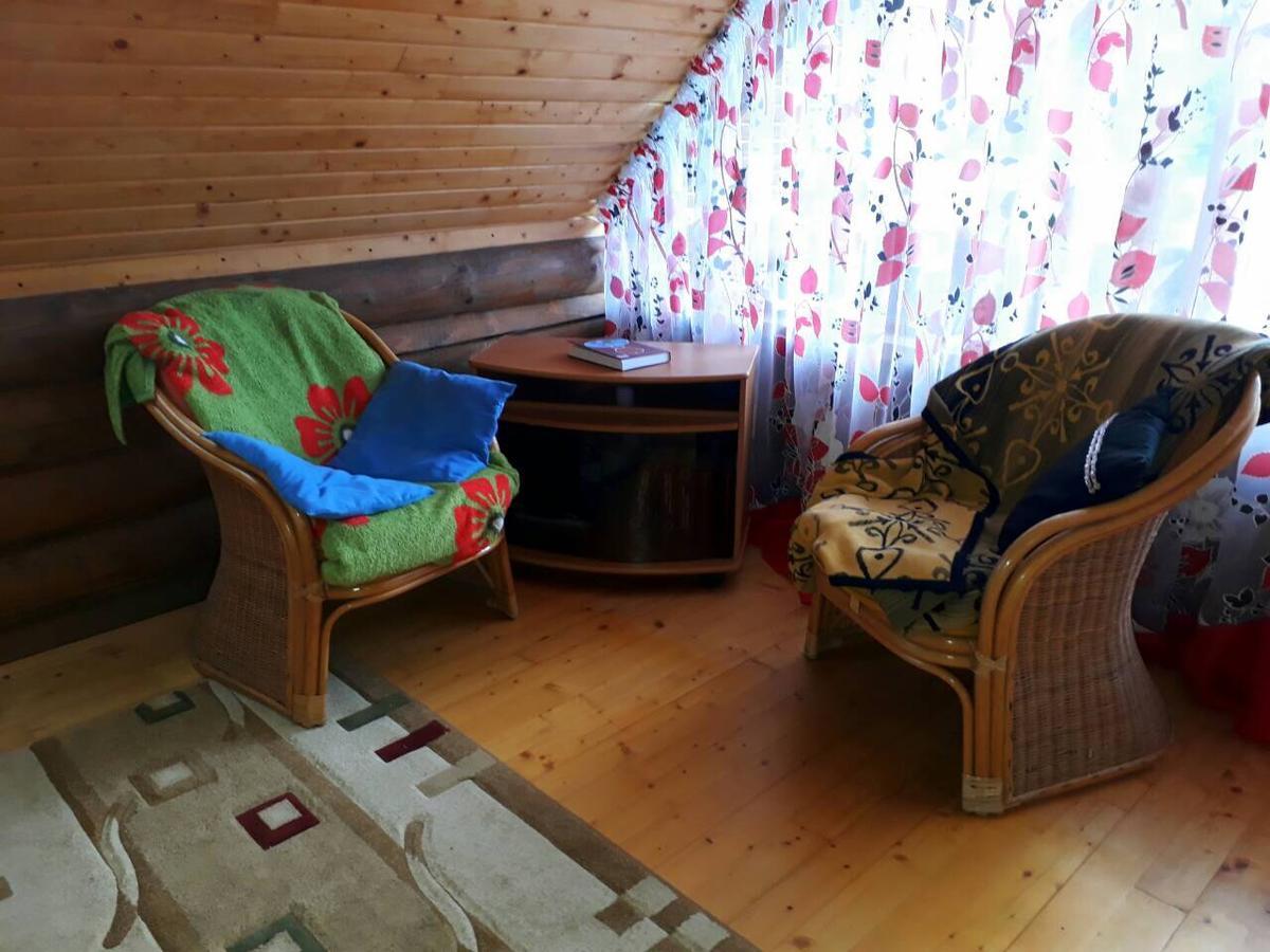 Maison d'hôtes Rancho 555 à Oujhorod Extérieur photo